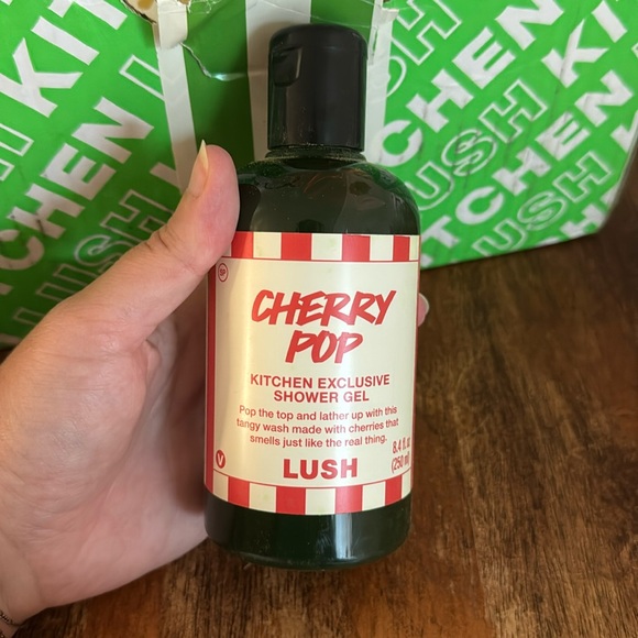 Lush Kitchen Box Bundle September 2024 new. Unused - Picture 2 of 4